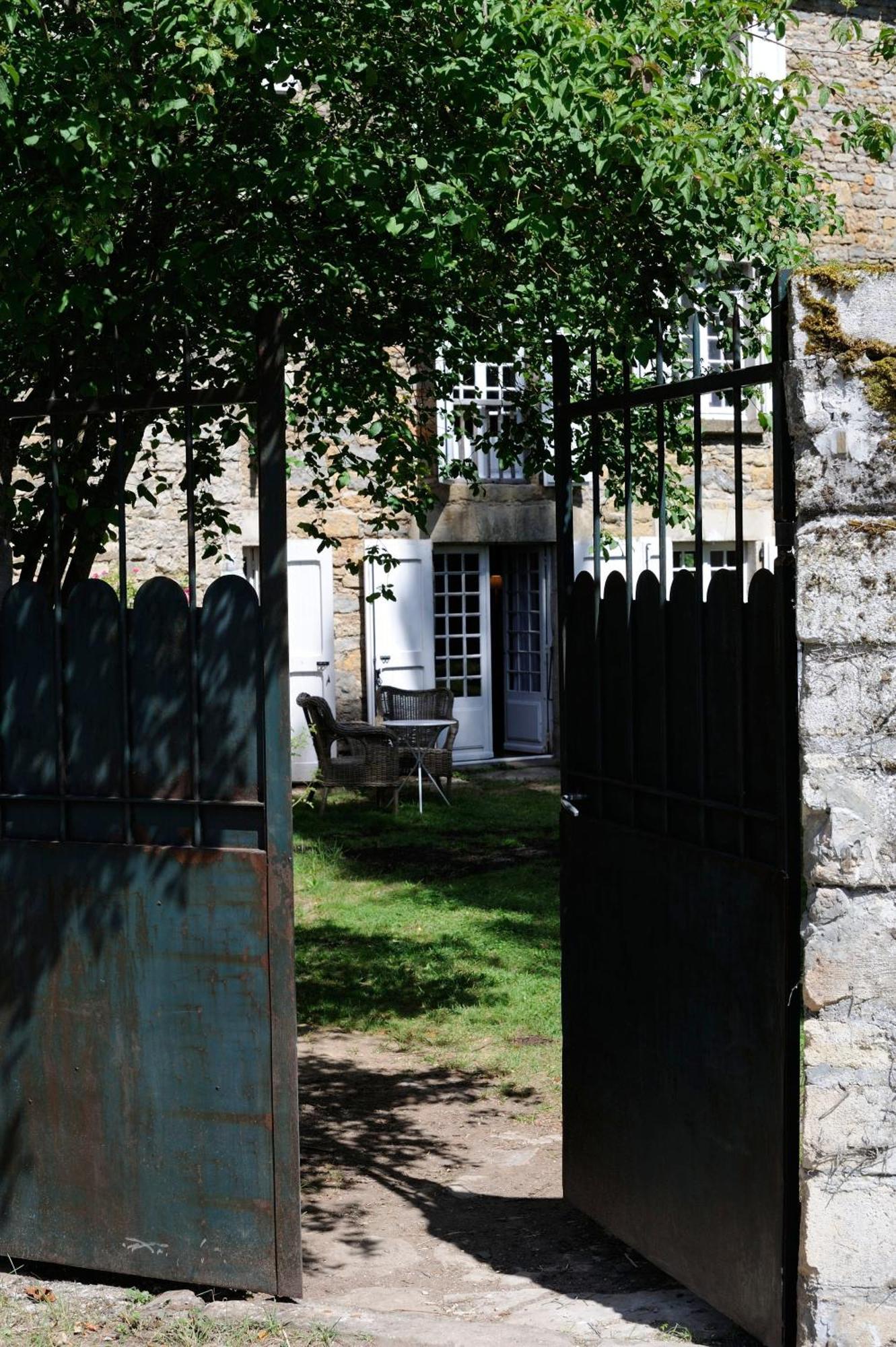 Maison D'Hotes La Singuliere Sévérac-le-Château Eksteriør billede